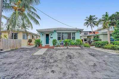 326 Walnut Street, Hollywood, FL 33019 Hollywood FL