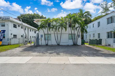 560 NE 63rd St 3 #3 Miami FL