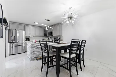 1017 10th, West Palm Beach, FL 33407 West Palm Beach FL