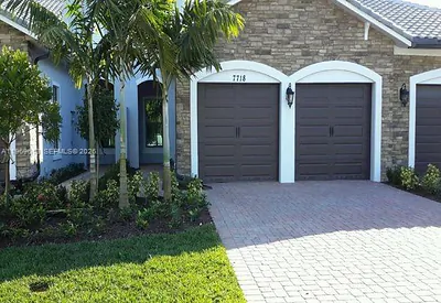 7718 N Blue Spring Dr Parkland FL