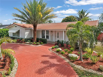 5300 Grant St Hollywood FL