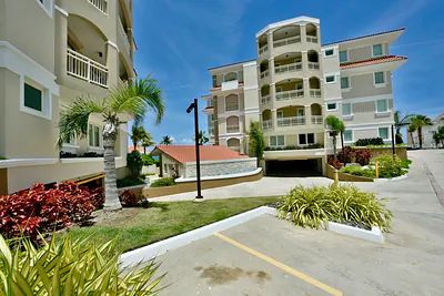 355 HARBOUR DR 3C - South #3C - South Humacao PR