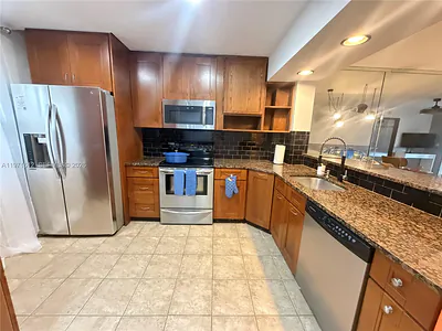 896 N Federal Hwy 326 #326 Lantana FL