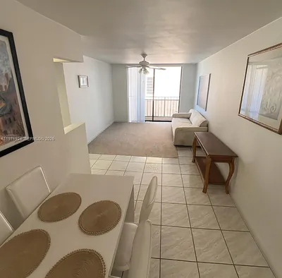 9686 Fontainebleau Blvd 402 #402 Miami FL