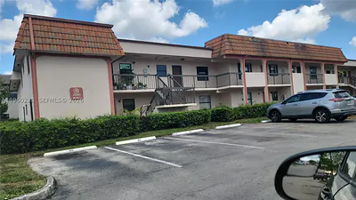 20810 NE 8th Ct 101-18 #101-18 Miami FL