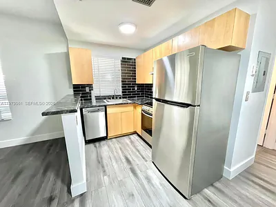 1542 Drexel Ave 107 #107 Miami Beach FL