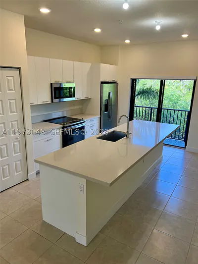 8031 NW 104th Ave 22 #22 Doral FL