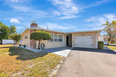 5407 3RD STREET W Bradenton FL