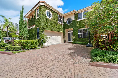 20815 NE 37th Ct Aventura FL