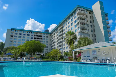4330 Hillcrest Drive 420, Hollywood, FL 33021 #420 Hollywood FL