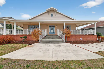 2128 LAKE ARIANA BOULEVARD Auburndale FL