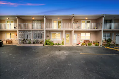 1540 W 42nd Pl C #C Hialeah FL