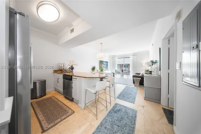 7290 SW 90th St 308 #308 Miami FL