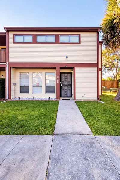 1836 WARRINGWOOD DRIVE B4 #B4 Orlando FL