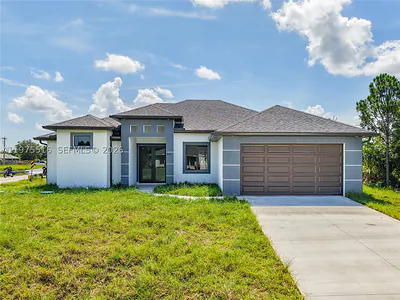 920 Rita N Lehigh Acres FL
