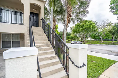 5800 W Sample Road 308, Coral Springs, FL 33067 #308 Coral Springs FL