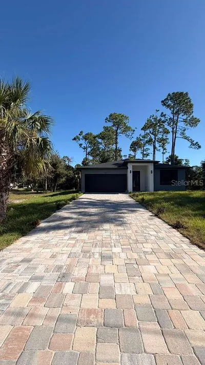 2816 SILAS AVENUE North Port FL