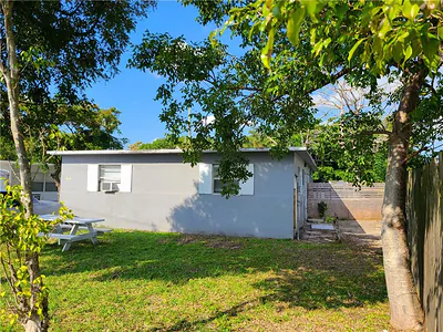 1707 NW 7th Street A, Fort Lauderdale, FL 33311 #A Fort Lauderdale FL