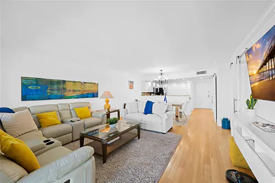 5100 N Ocean Boulevard 702, Lauderdale-By-The-Sea, FL 33308 #702 Lauderdale By The Sea FL