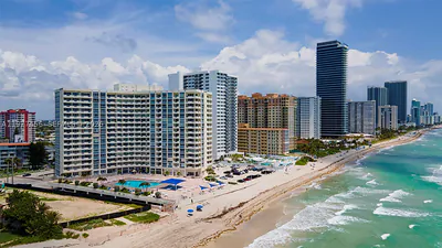 3180 S Ocean Dr 322 #322 Hallandale Beach FL