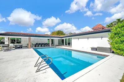 7700 SW 139th Ter Palmetto Bay FL