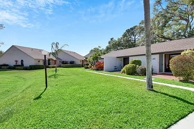 3507 LONGMEADOW 4 #4 Sarasota FL
