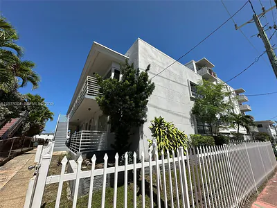 8321 Crespi Blvd 7 #7 Miami Beach FL