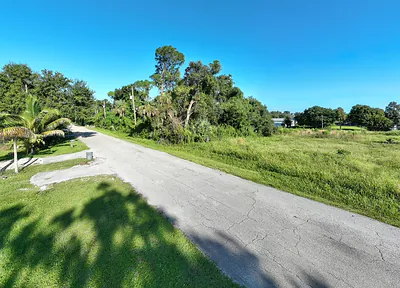 458 CAPITOL STREET North Fort Myers FL