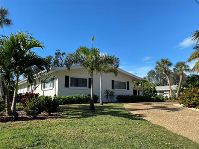 814 PARADISE WAY Sarasota FL