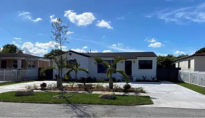 170 W 58 Street, Hialeah, FL 33012 Hialeah FL