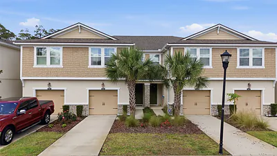 5525 CUMBERLAND STAR COURT #33 Lutz FL
