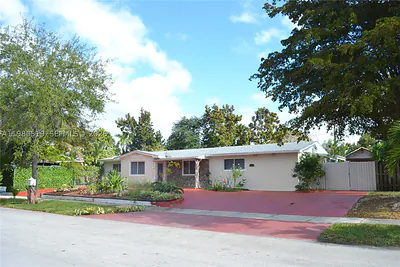 19901 SW 92nd Ave Cutler Bay FL