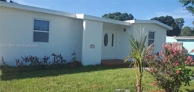 131 SE Serenata Ct Port St Lucie FL
