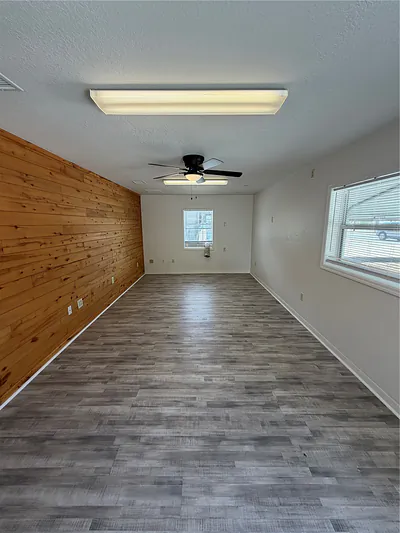 306 N IONA AVENUE Fruitland Park FL