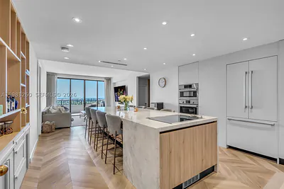 151 Crandon Blvd 1035 #1035 Key Biscayne FL