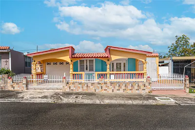 SR 102 KM 34.0 SALAMANCA DEV VALENCIA ST San German PR