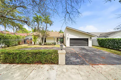12715 SW 96th Ter Miami FL