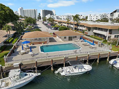1340 NE 28th Ave 244 #244 Pompano Beach FL