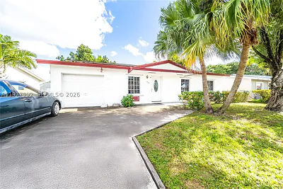 419 SW 80th Ave Pompano Beach FL