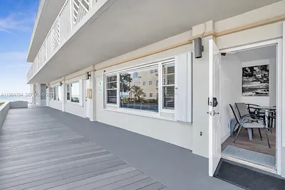 4144 El Mar Dr 1 #1 Lauderdale By The Sea FL