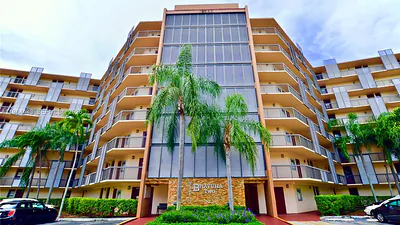 3301 N Country Club Dr 804 #804 Aventura FL