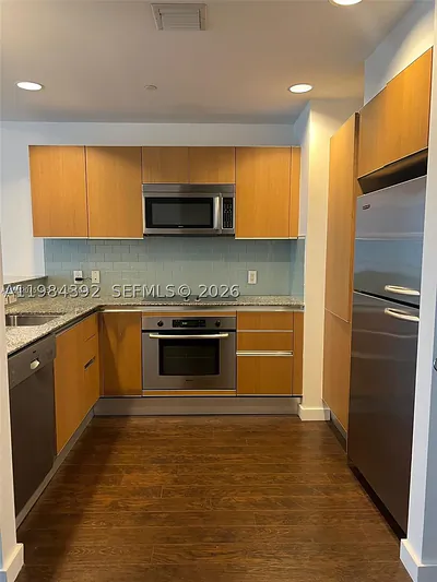 1050 Brickell Ave 3122 #3122 Miami FL