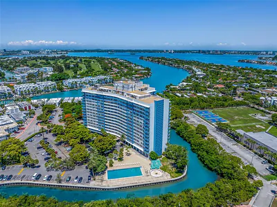7441 Wayne Ave 1A #1A Miami Beach FL