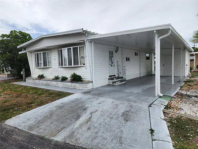 305 BATAN COURT Bradenton FL