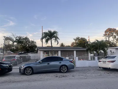 3115 NW 86th street Miami FL