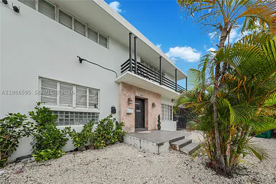 843 NW 3rd St 1 #1 Miami FL