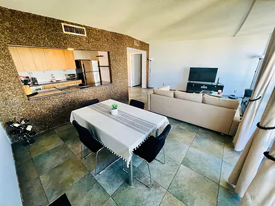 900 Bay Dr 411 #411 Miami Beach FL