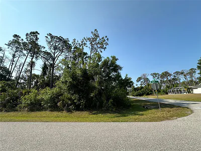 18038 YORK AVENUE Port Charlotte FL