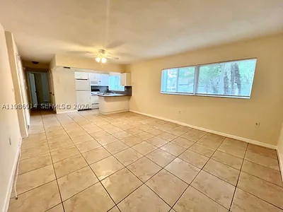 7626 NE 6th Ct 1 #1 Miami FL