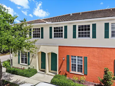 704 SW 2nd Avenue, Pompano Beach, FL 33060 Pompano Beach FL